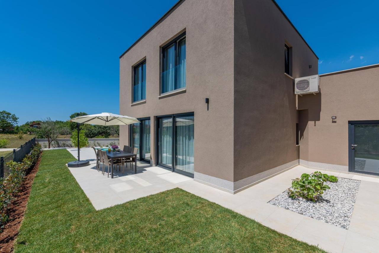 Villa Atena Porec Exterior photo